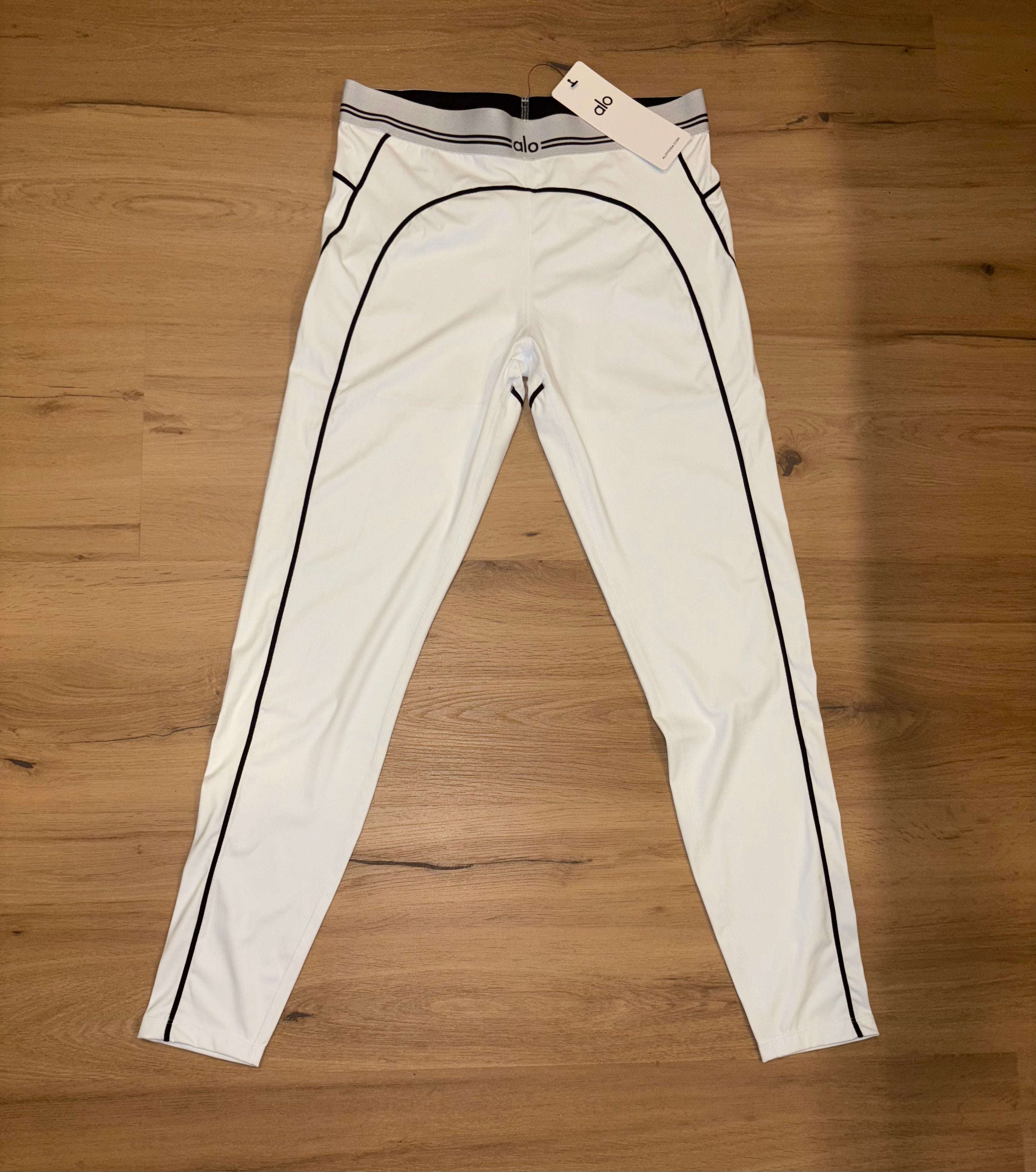 Alo Yoga Airbrush High-Waist Throb Legging