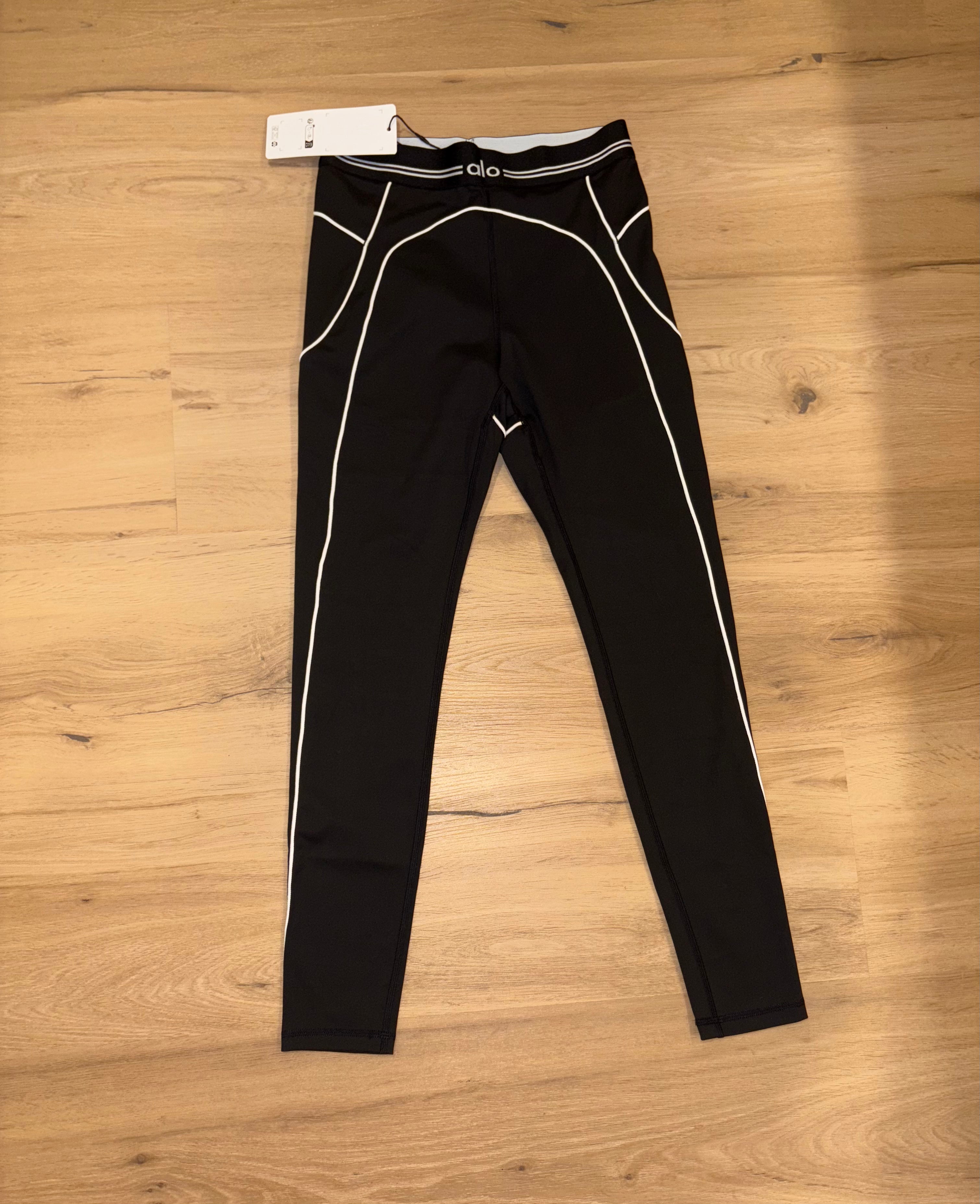 Alo Yoga Airbrush High-Waist Heart Throb Leggings